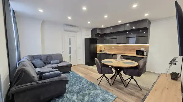 Kiadó újszerű lakás, Paks 2 szoba 47 m² 270 E Ft/hó