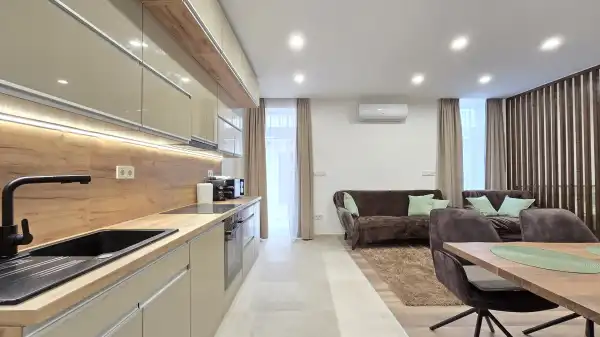 Kiadó újszerű lakás, Paks 1 szoba 42 m² 270 E Ft/hó
