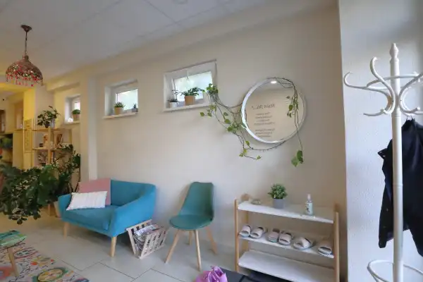 Kiadó újszerű üzleti ingatlan, Szeged 10 m² 75 E Ft/hó