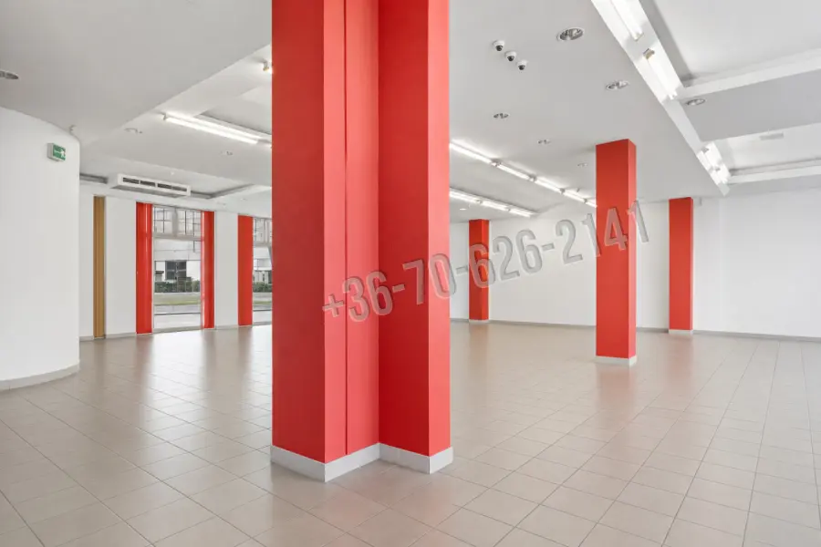 kiadó üzlethelyiség utcai bejáratos, Budapest, III. kerület