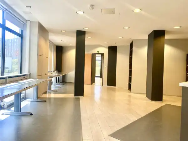 Kiadó üzlethelyiség utcai bejáratos, Budapest, X. kerület 10 szoba 231 m² 780 E Ft/hó