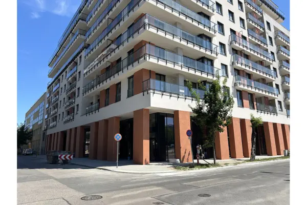 Kiadó üzleti ingatlan, Budapest, XIII. kerület 80 m² 704 E Ft/hó + Áfa