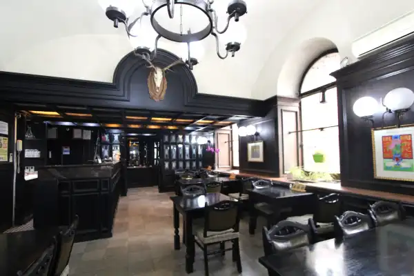 Kiadó vendéglátás, Budapest, V. kerület 236 m² 3.4 M Ft/hó