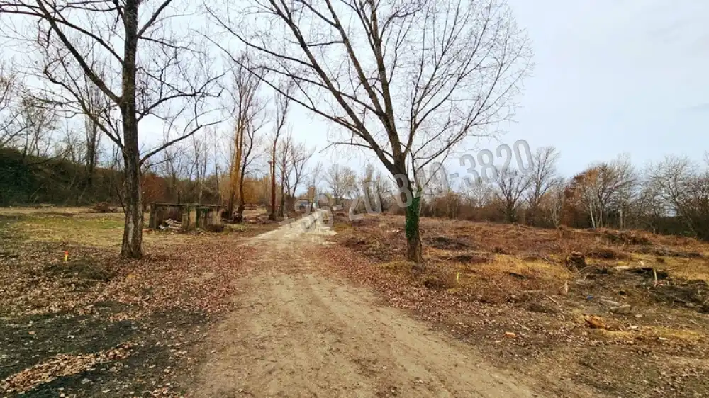 ELADÓ / KIADÓ Ipari ingatlanok - Martonvásár - Martonvásár